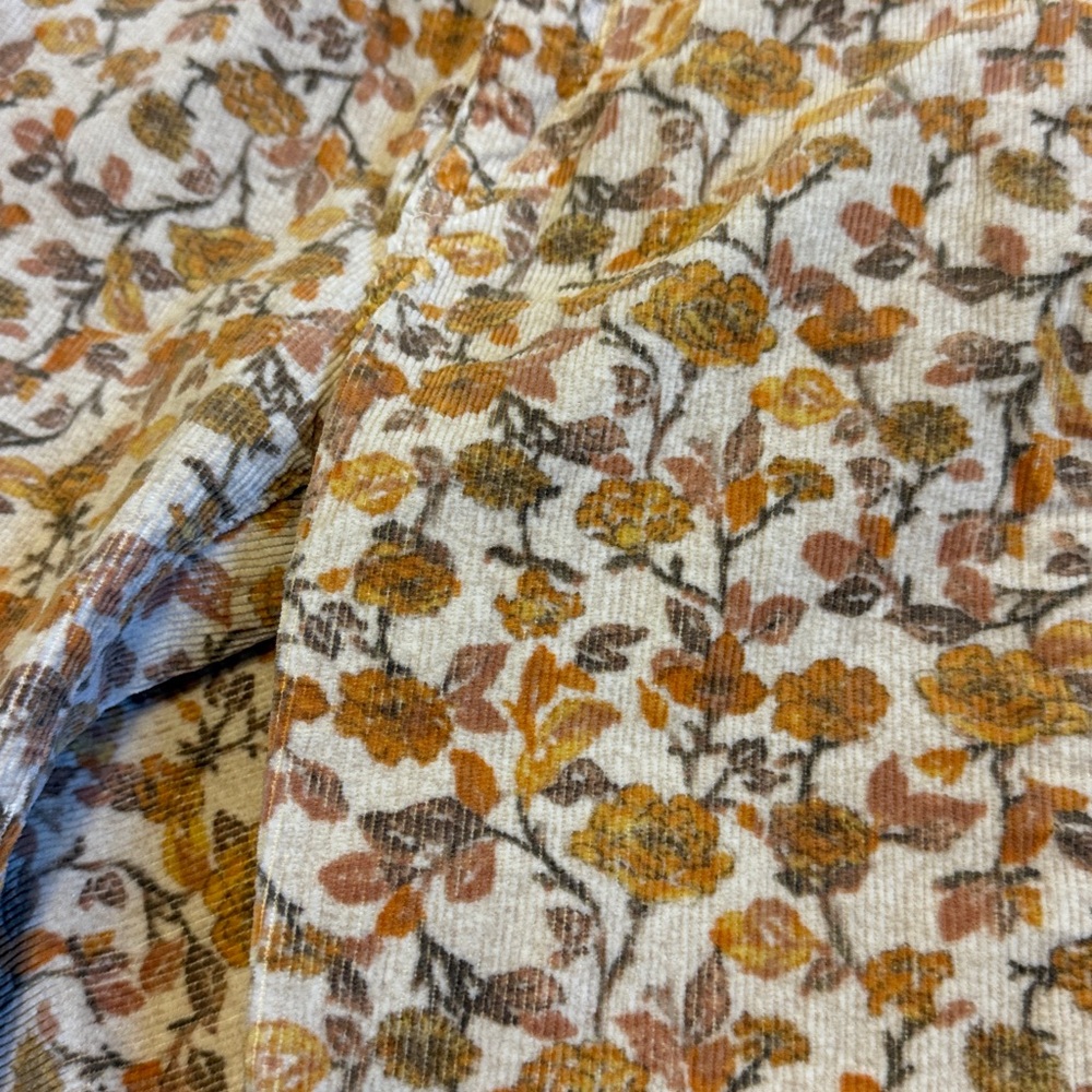 Pilcro The Icon Floral Corduroy Stretch Flare Pants (size 27) - Picture 5 of 6